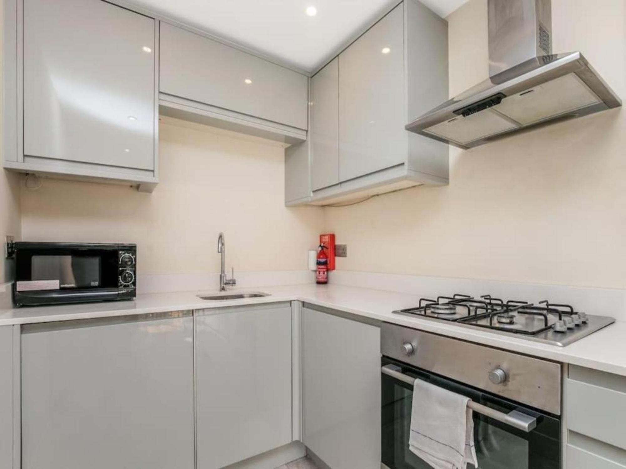 Pass The Keys Ealing Queen Of The Suburbs 2Bd Apartment London Exteriör bild
