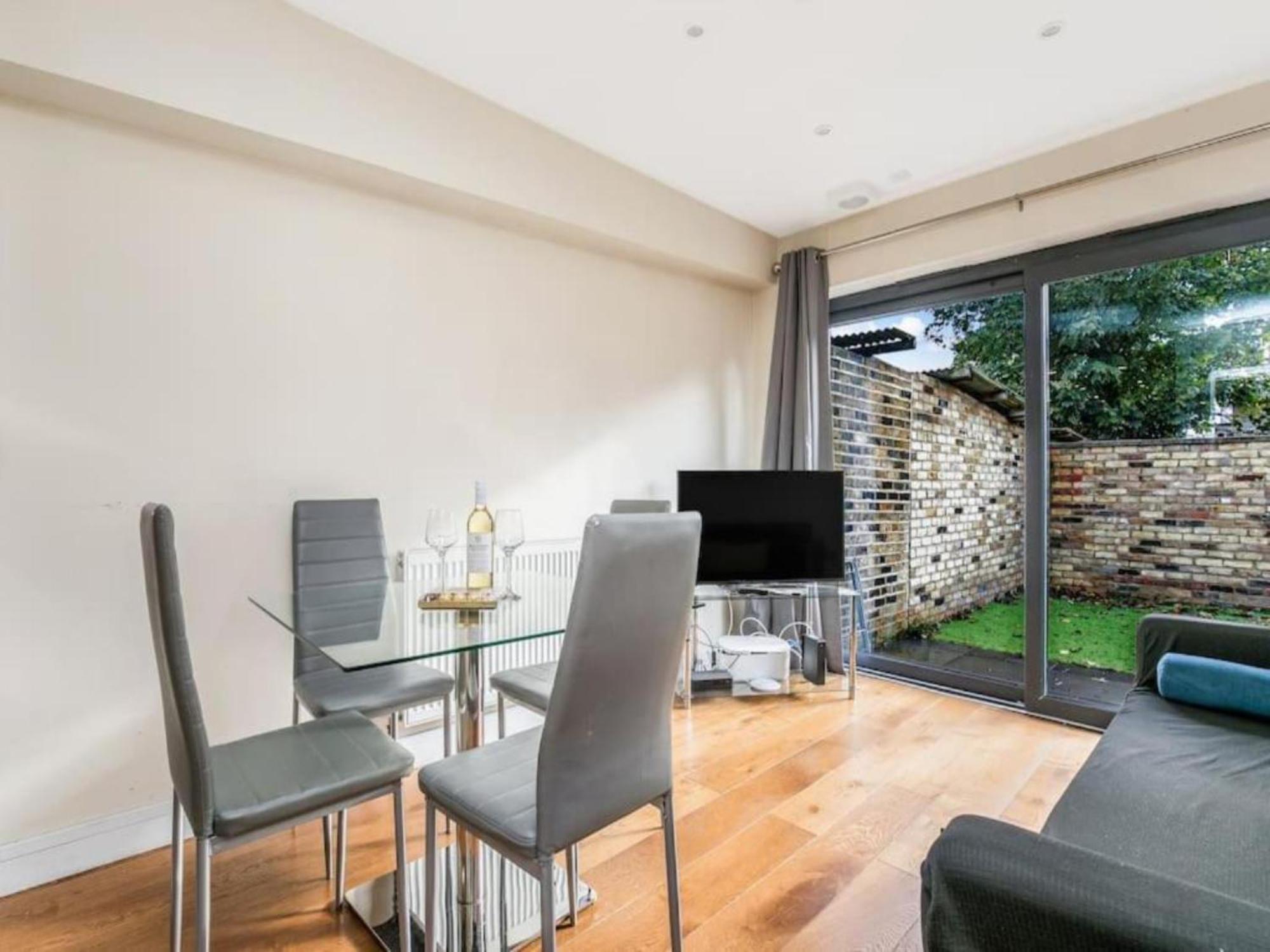 Pass The Keys Ealing Queen Of The Suburbs 2Bd Apartment London Exteriör bild