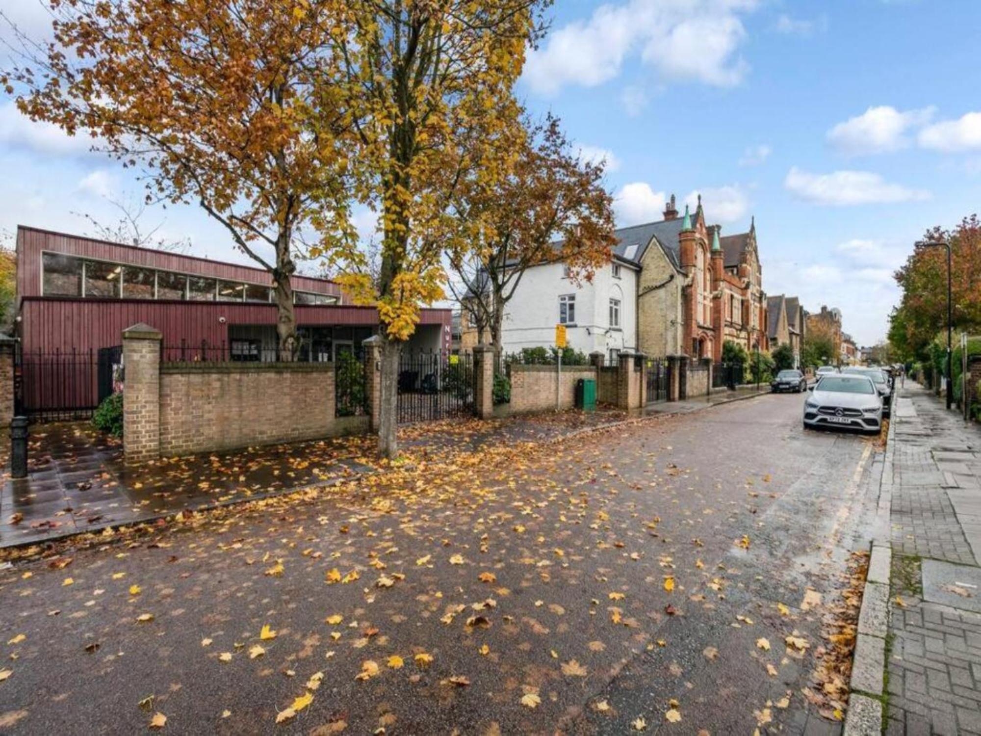 Pass The Keys Ealing Queen Of The Suburbs 2Bd Apartment London Exteriör bild
